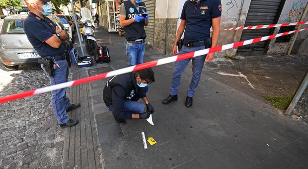 Ragazzo ucciso a Napoli, agente sotto inchiesta: eccesso colposo di legittima difesa