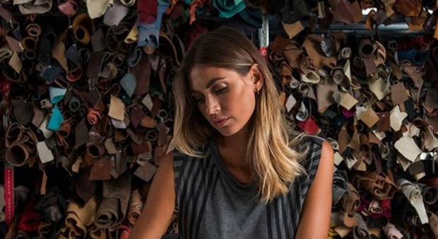 Melissa Satta stilista anche d'estate: disegnerà una collezione di scarpe