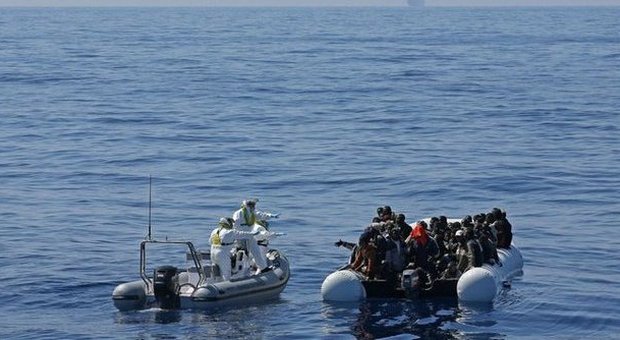Migranti, 220 sbarcati a Catania. Altri 447 arrivati ad Agusta, fermati 6 scafisti