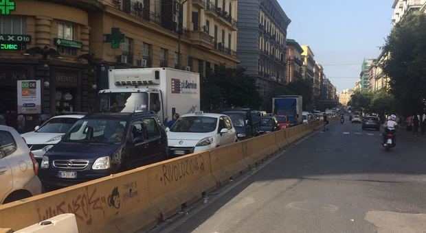 Piazza Garibaldi, lavori finiti: al Corso ritorna il doppio senso