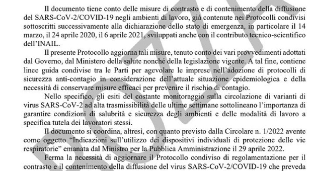 Covid, al lavoro mascherine Ffp2, misurazione febbre e mense contingentate. La bozza