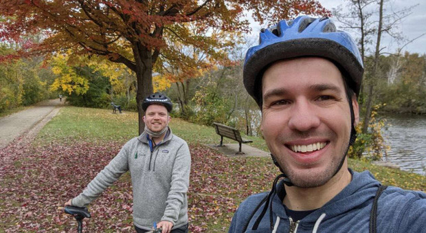 Washington, ciclista muore in un incidente: poche ore prima aveva twittato sul pericolo di guidare in città