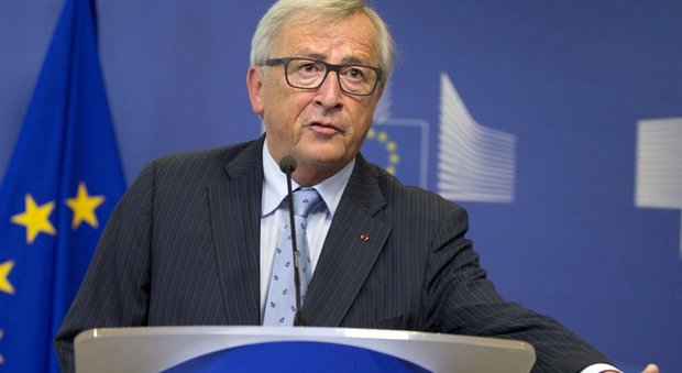 Brexit, cena Juncker-May. Il presidente della commissione Ue: «Prima parleremo e poi avrete l'autopsia»