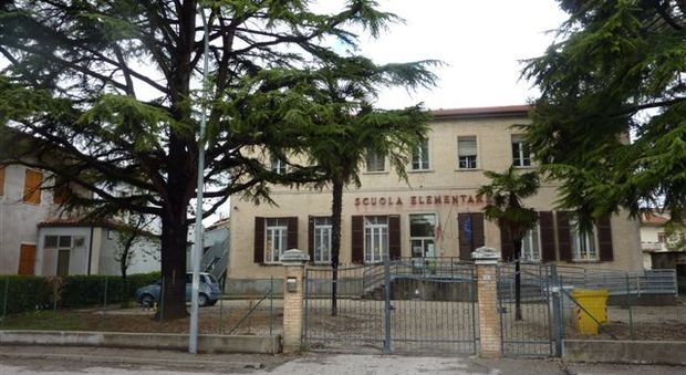 La scuola elementare di Campocavallo