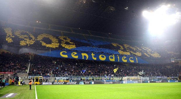 Napoli-Inter, vietata la trasferta ai tifosi residenti in Lombardia