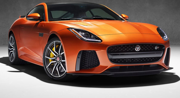 La versione SVR, che sarà svelata al prossimo salone di Ginevra, fa entrare di diritto la Jaguar nel settore delle supercar estreme: grazie ai suoi 575 cavalli e un'accelerazione da 0 a 100 inferiore ai 4 secondi