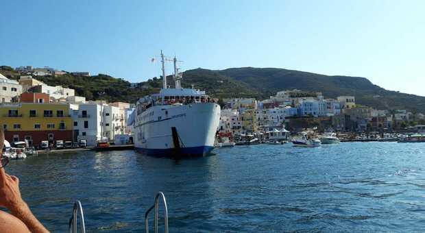 Ponza e Ventotene, in vista dell'estate aumentano i traghetti per le isole