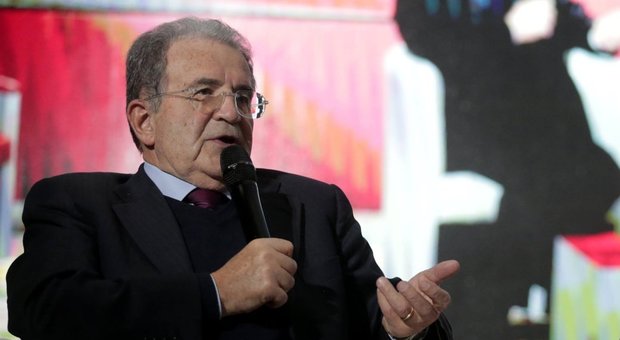 Renzi in panne, spinta di Prodi: il progetto va avanti
