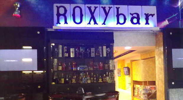 Chiude il Roxy bar, lo storico locale di Bologna cantato da Vasco Rossi in Vita spericolata