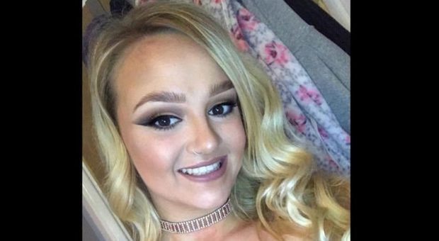 Guida sotto effetto di droga e alcol dopo la discoteca: muore la fidanzata 20enne nell'incidente