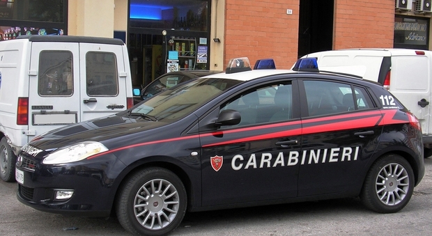«Rotto il motore della gazzella» Condannati a pagare 2 carabinieri
