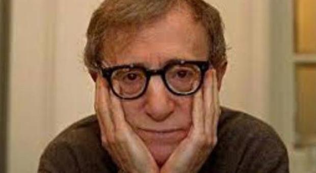 «Mio padre è un pedofilo»: il tweet del figlio di Woody Allen durante i Golden Globes