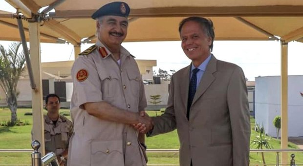 Libia, il ministro Moavero Milanesi da Haftar: è la fine del gelo