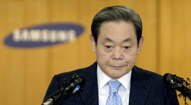 Samsung, morto il presidente Lee Kun-hee, aveva trasformatto l'azienda in un colosso mondiale