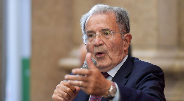 Pd, la scossa di Prodi: «Finora troppi errori, serve un’idea di Paese»