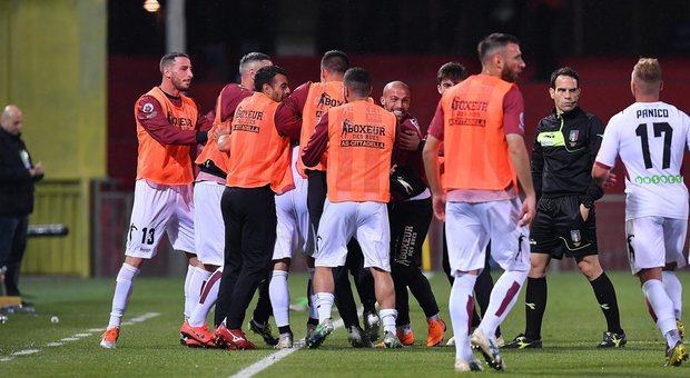 Cittadella fa l'impresa: 3-0 a Benevento ed è in finale per la A