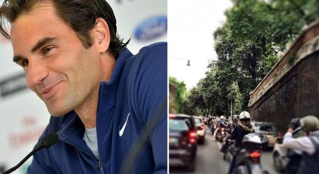 Roger Federer imbottigliato nel traffico di Roma posta la foto su Twitter: «Dangerous»
