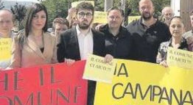 Nuova chiusura in via Campana, scatta la protesta nel Napoletano