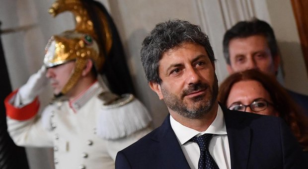 Governo, l'asse tra Beppe Grillo e Fico per indebolire Di Maio