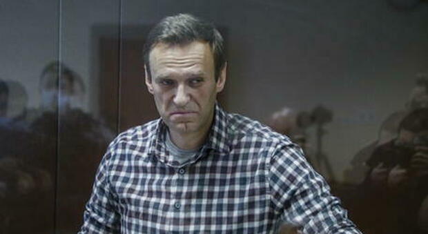 Alexey Navalny, arrestato il responsabile social: «È stato picchiato dalla polizia per ottenere le password»