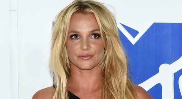 «Britney Spears ha la facoltà mentale di un uomo in coma», le parole choc dell'avvocato