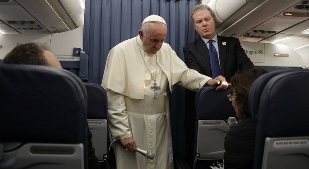 Papa Francesco: «La Diciotti? Io non c'entro. L'accoglienza sia ragionevole»