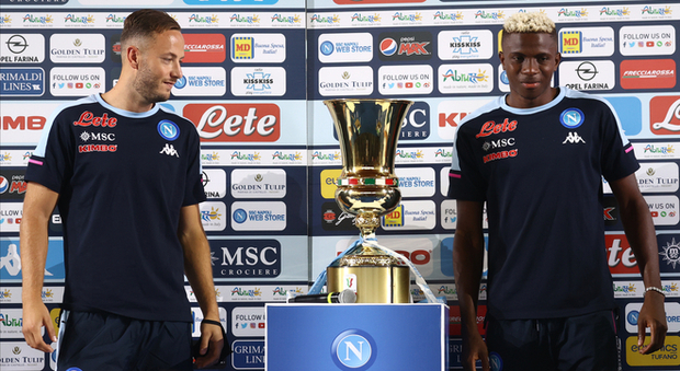 Osimhen già infiamma Napoli: «Voglio subito un gol alla Juve»