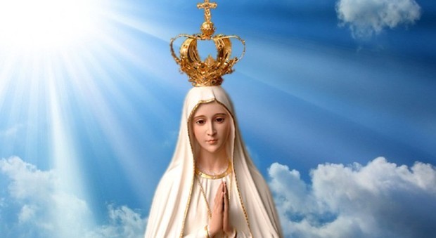 Nocera Inferiore, i fedeli gridano al miracolo: «La statua della madonna di Fatima ha pianto due volte»