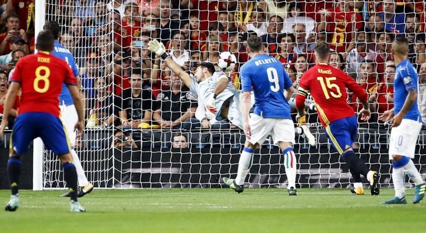 La Spagna surlcassa gli azzurri 3-0 Italia, adesso la lotteria playoff