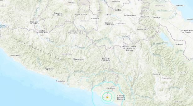 Terremoto in Messico di magnitudo 5.4, paura anche nella capitale