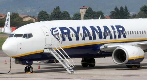 Ryanair sospende 34 rotte: disagi per 400mila passeggeri