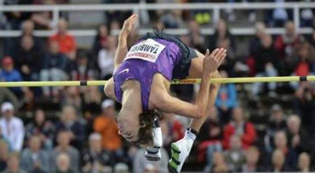 Tamberi l'uomo dell'alto tricolore: nuovo record italiano a 2,37 metri