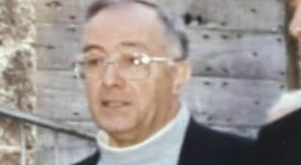 Monsignor Ferrari in una foto d'epoca