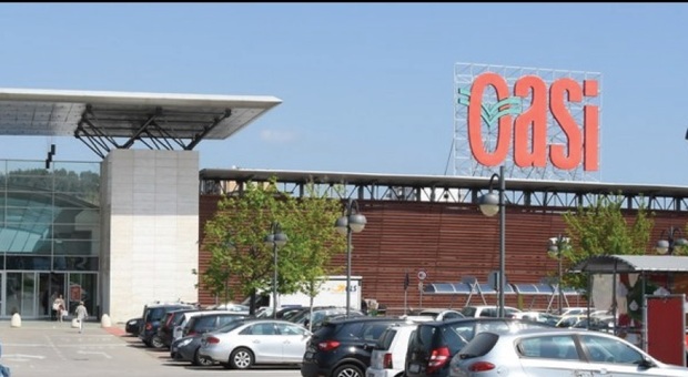 Ascoli, batosta Covid sui centri commerciali: fatturato -75% a dicembre e adesso nuova chiusura