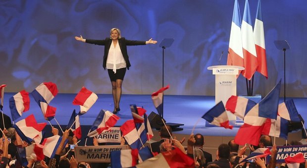 Francia, Marine Le Pen promette: con me presidente mai più stragi