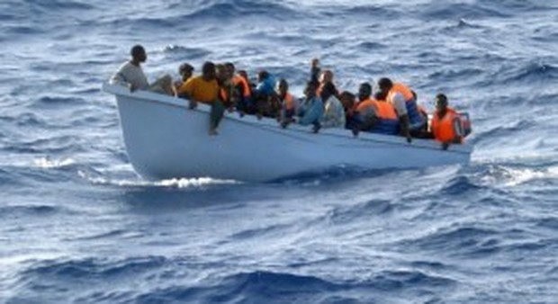 Tunisia, fermati sei migranti diretti in Italia, la polizia: «Uno era ricercato per terrorismo»