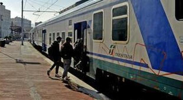Passeggeri treno Napoli-Roma narcotizzati e derubati: presa banda, 4 arresti