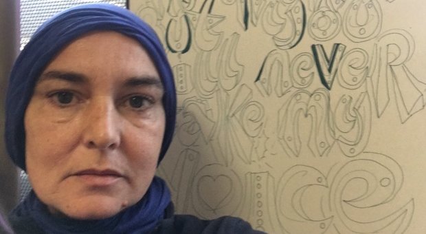 Sinead O'Connor, la cantante diventa musulmana: «Ora mi chiamo Shuhada Davitt»