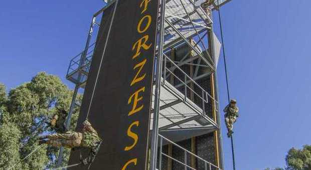 La nuova torre d'ardimento e alpinismo alta 15 metri