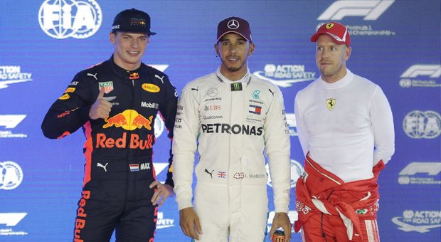 Gp Singapore, pole di Hamilton: secondo Verstappen, terzo Vettel