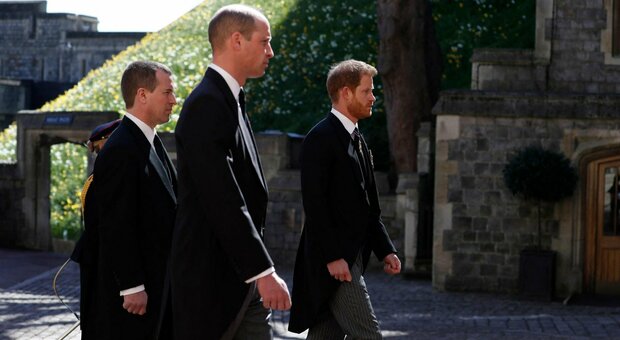 Funerali Filippo, William e Harry tornano a parlarsi dopo la cerimonia