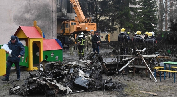 Guerra Ucraina, Kiev: «Mosca ha rapito 14mila bambini». Bombe russe su ospedale a Kupyan