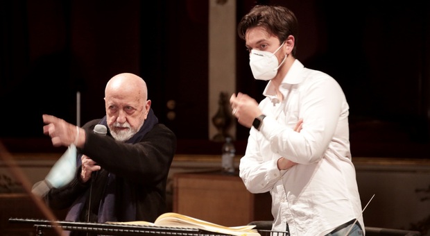 Il regista Pier Luigi Pizzi con il direttore d’orchestra Michele Spotti