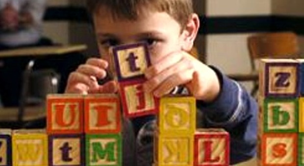 Autismo, nuovo studio rivela: si può "riconoscere" già negli occhi dei neonati