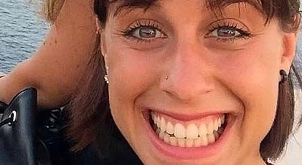 Nadia, volontaria di 25 anni, uccisa da un marocchino in una struttura protetta