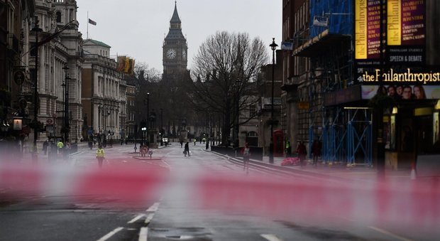 Londra sotto attacco, il racconto del pugile: «Ho visto l’assassino, si è lanciato con due coltelli»