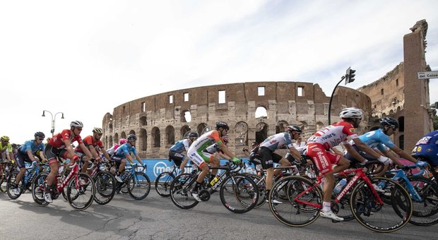 Giro d'Italia numero 102: il percorso svelato a Milano il 31 ottobre