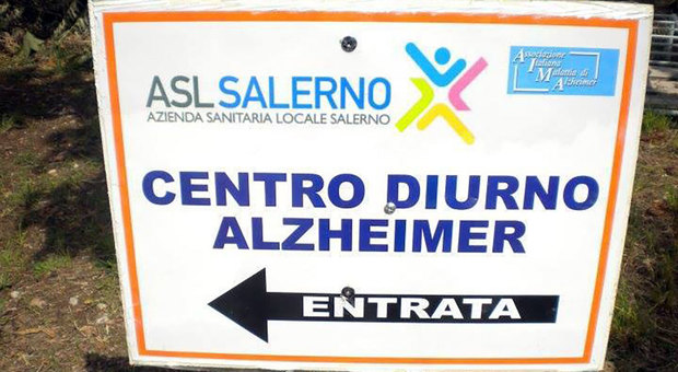 Chiude il centro per l'Alzheimer, i malati finiscono in chiesa