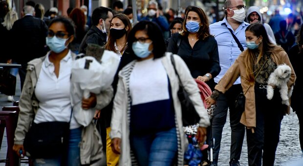 Iss: «Pandemia peggiora, carico di lavoro non più sostenibile sui servizi sanitari territoriali»