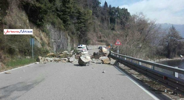 Frana sulla statale del Lago Maggiore: un morto e due feriti